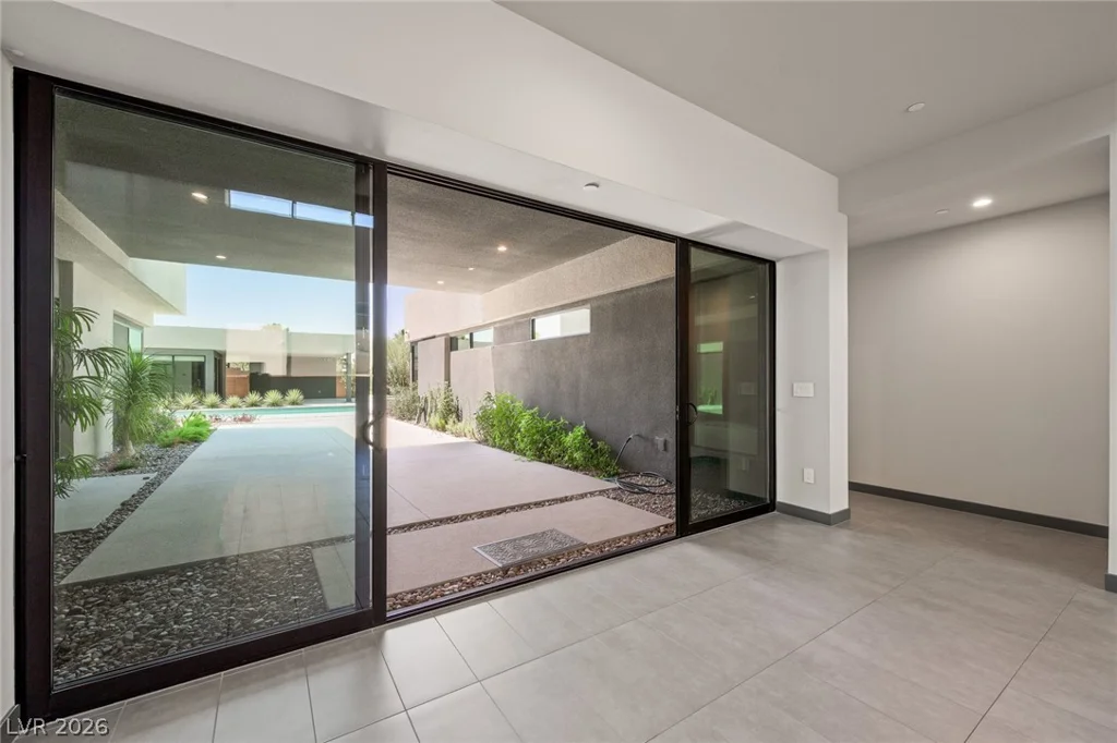 7389 Olive Creek, Las Vegas, NV 89117
