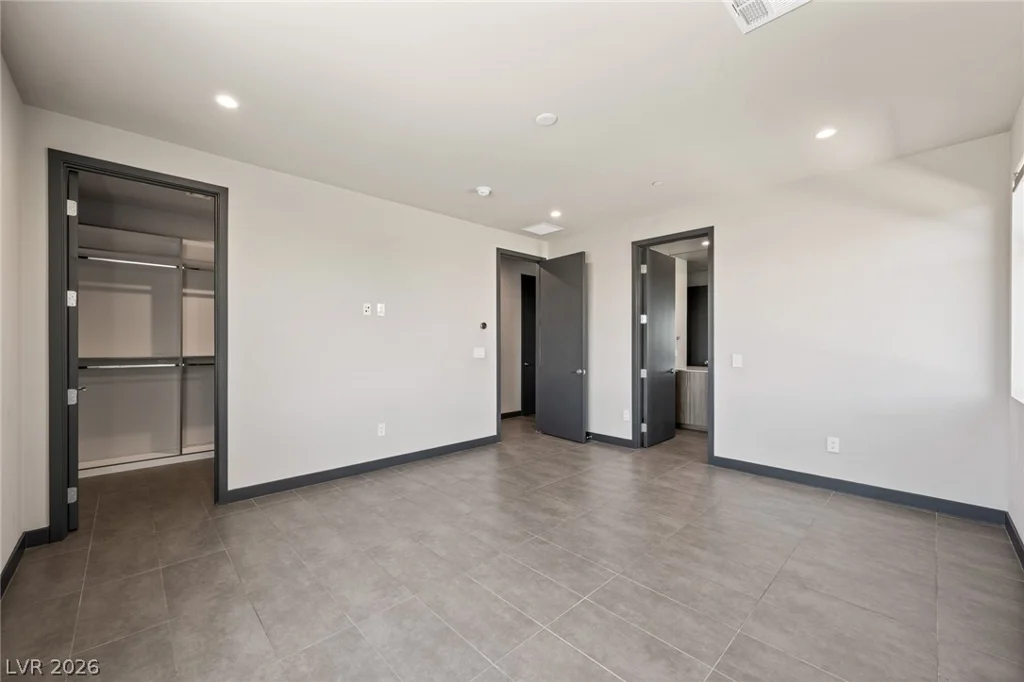 7389 Olive Creek, Las Vegas, NV 89117