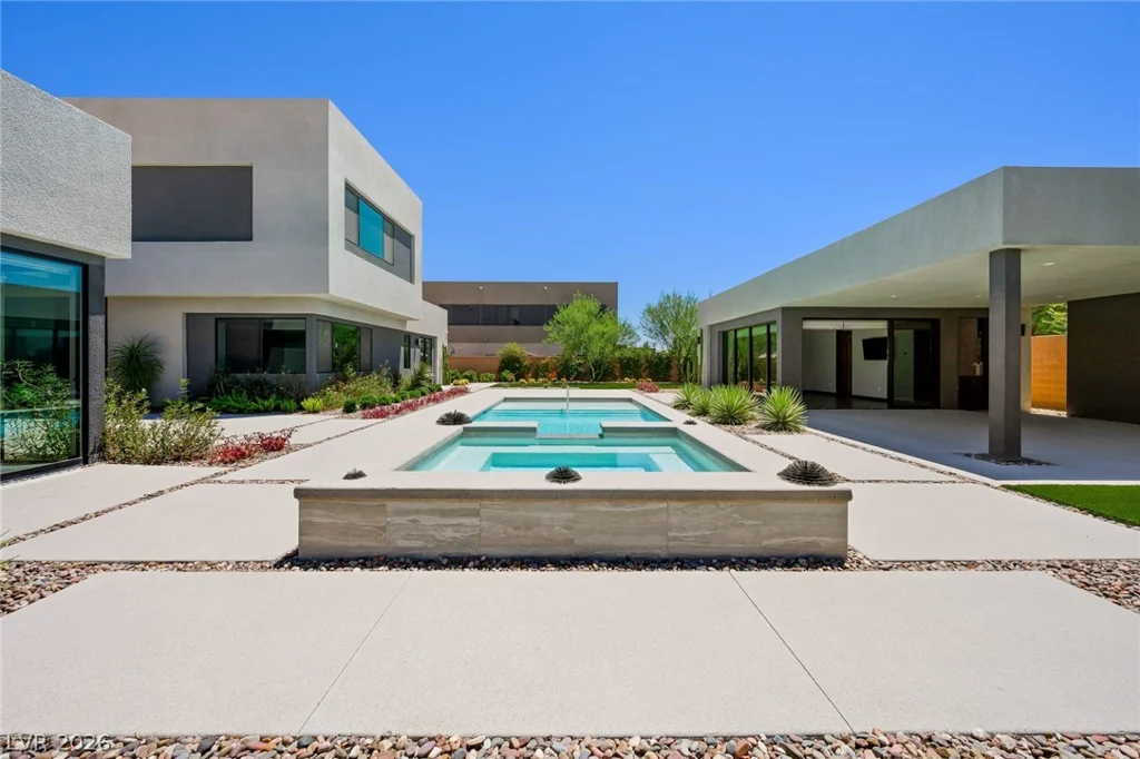 7389 Olive Creek, Las Vegas, NV 89117