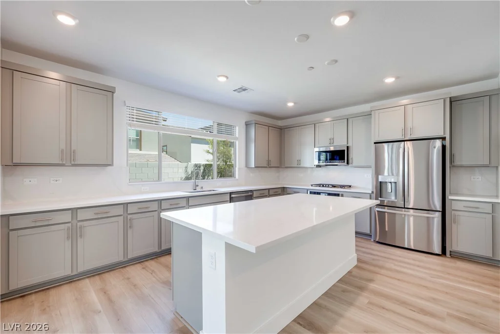 10488 Mountain Aster, Las Vegas, NV 89166