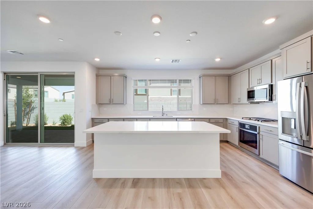 10488 Mountain Aster, Las Vegas, NV 89166
