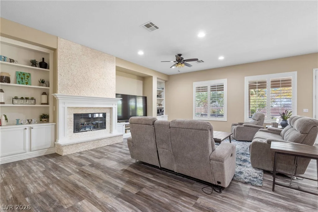 8089 Soledad Canyon, Las Vegas, NV 89131