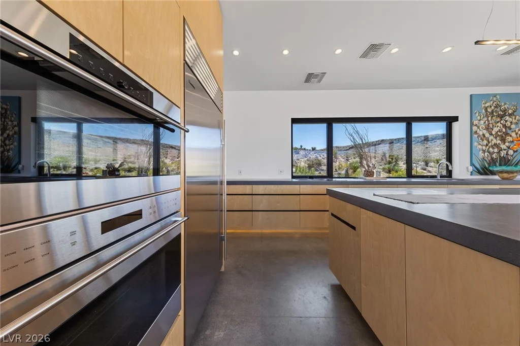 59 Arroyo, Blue Diamond, NV 89004