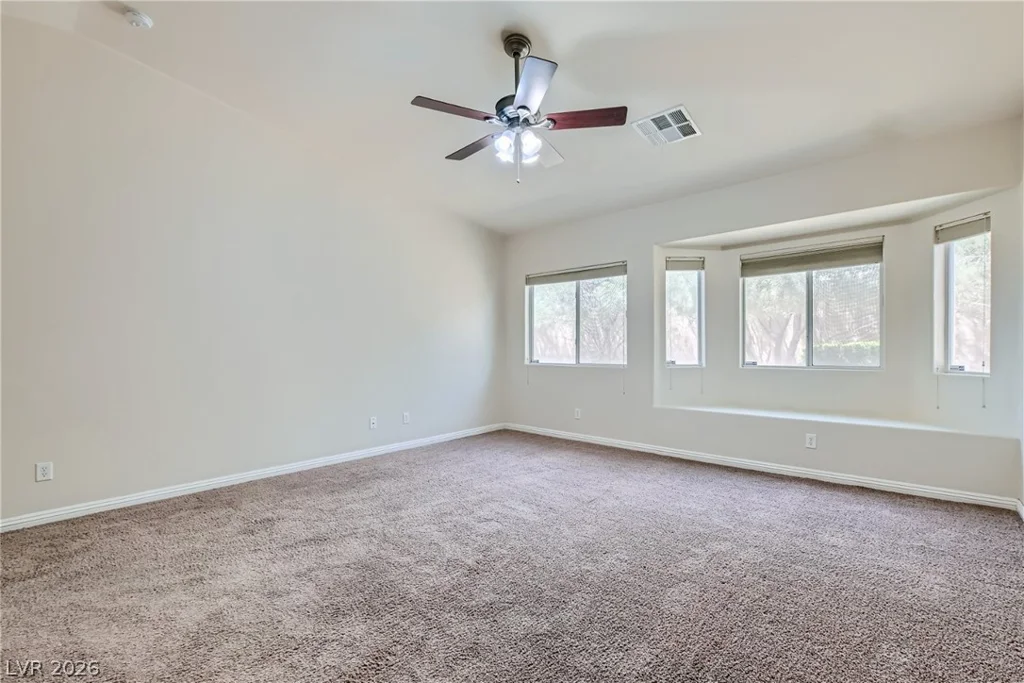 7141 Longhorn Cattle, North Las Vegas, NV 89084