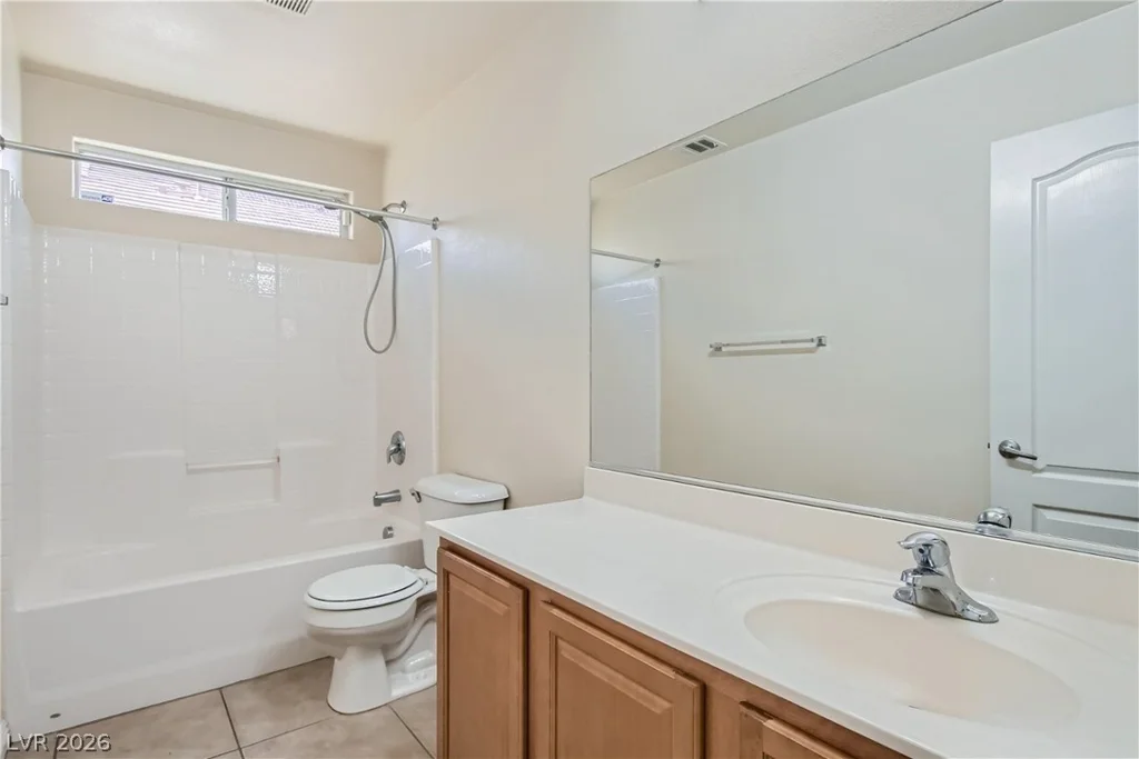 7141 Longhorn Cattle, North Las Vegas, NV 89084