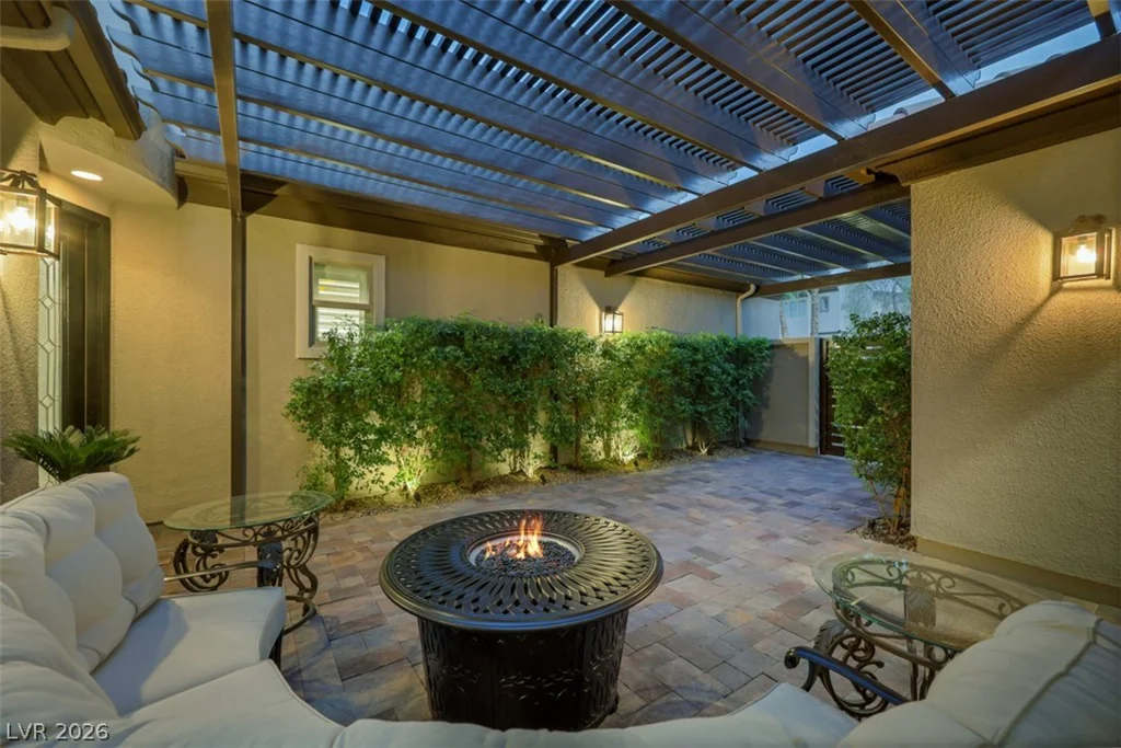 2172 Pont National, Henderson, NV 89044