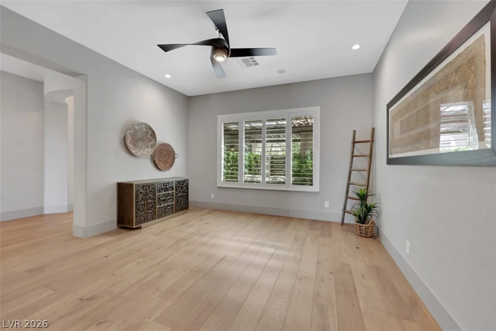 2172 Pont National, Henderson, NV 89044