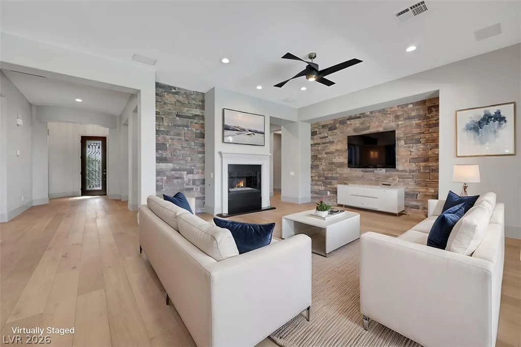 2172 Pont National, Henderson, NV 89044
