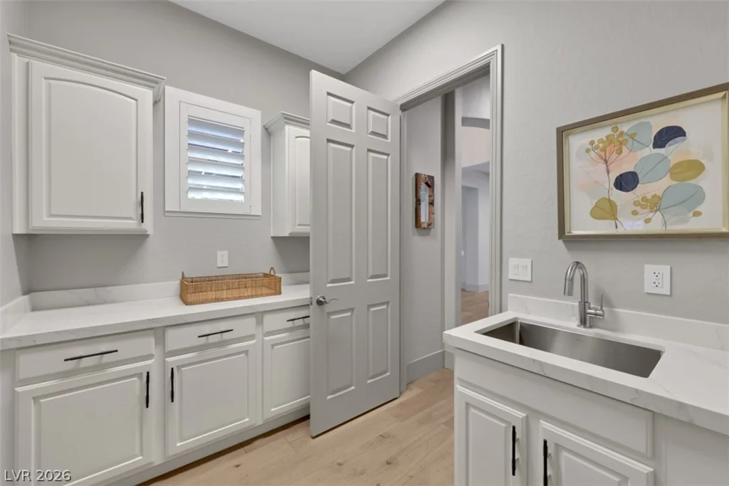 2172 Pont National, Henderson, NV 89044
