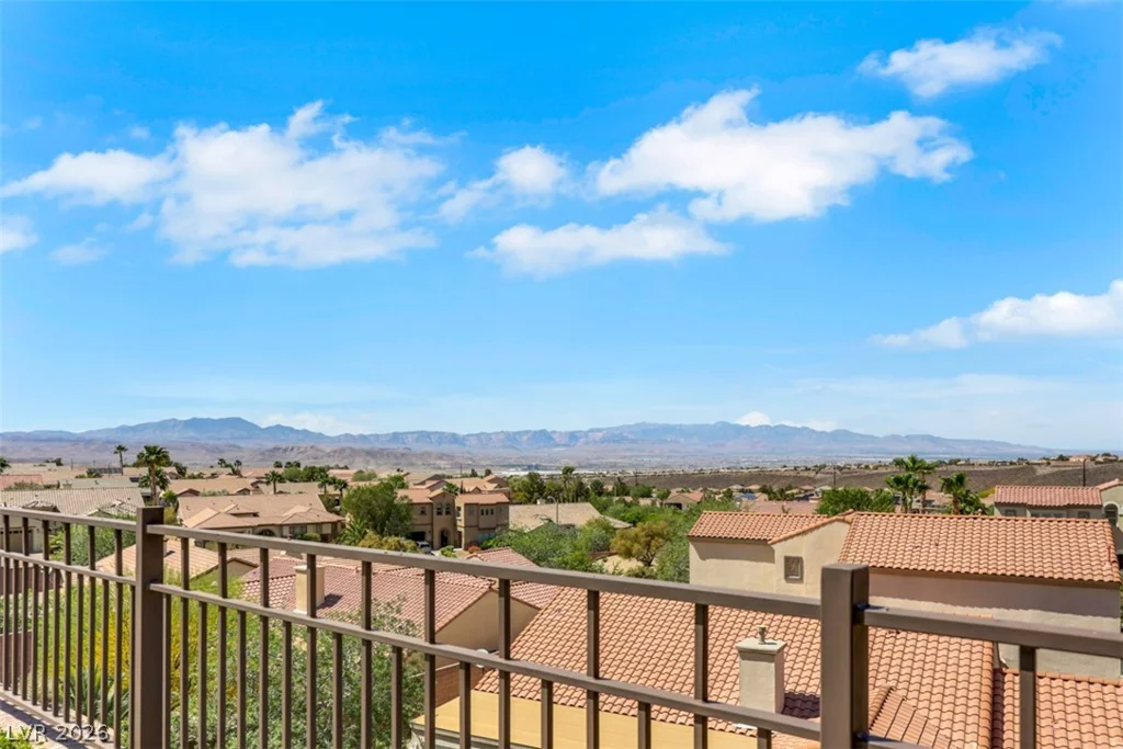 2172 Pont National, Henderson, NV 89044