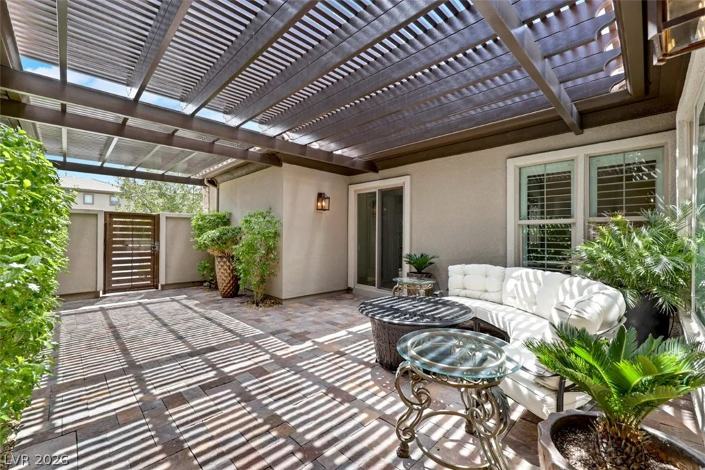 2172 Pont National, Henderson, NV 89044