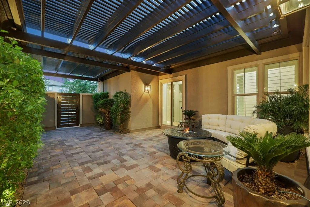 2172 Pont National, Henderson, NV 89044