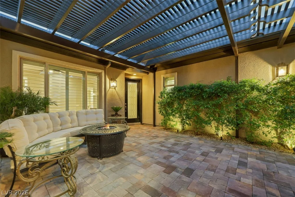 2172 Pont National, Henderson, NV 89044
