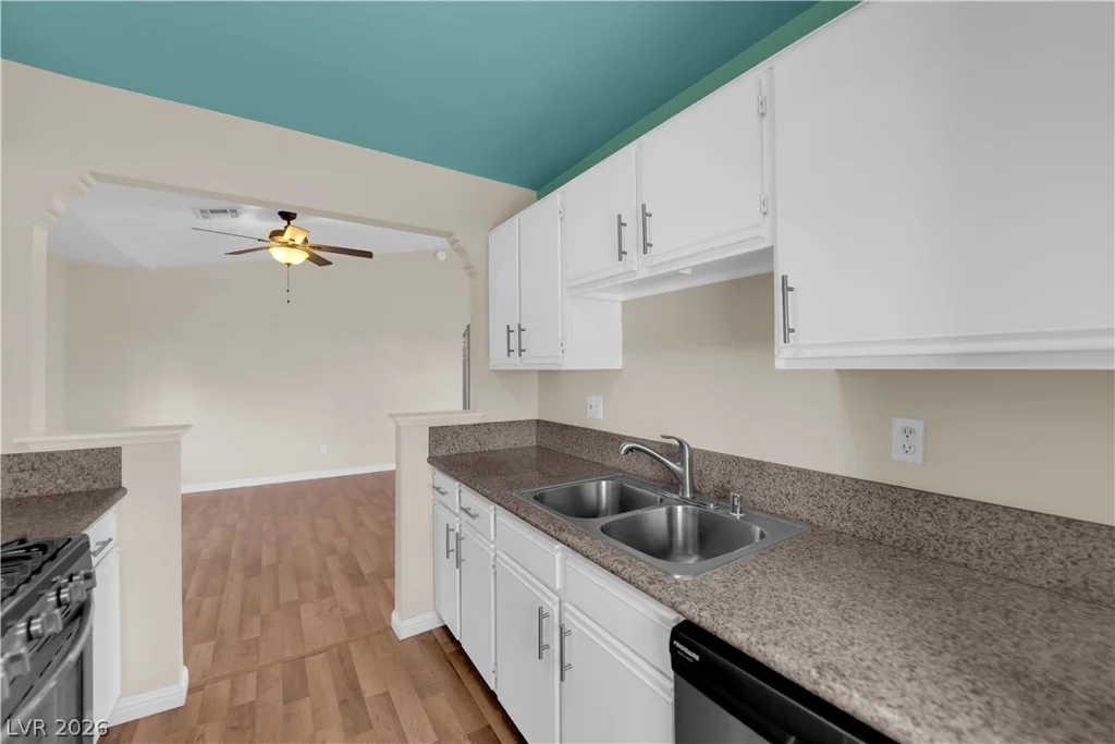 6836 Elm Creek, Las Vegas, NV 89108