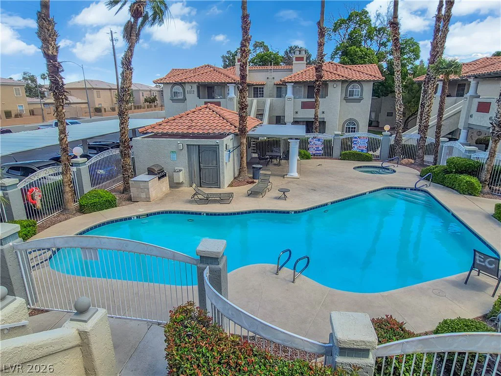 6836 Elm Creek, Las Vegas, NV 89108