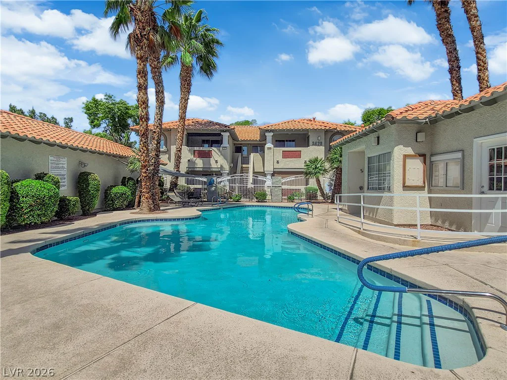 6836 Elm Creek, Las Vegas, NV 89108