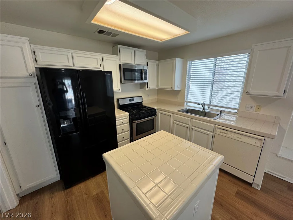 1845 Villa Vista, Las Vegas, NV 89128