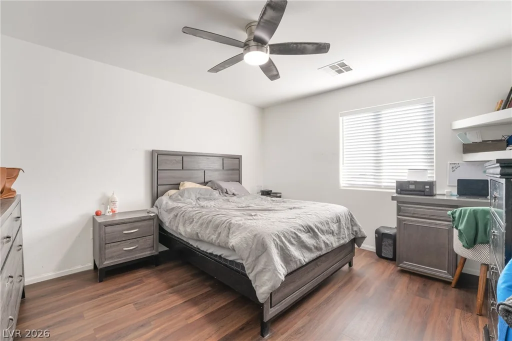 878 Lake Mead, Las Vegas, NV 89106