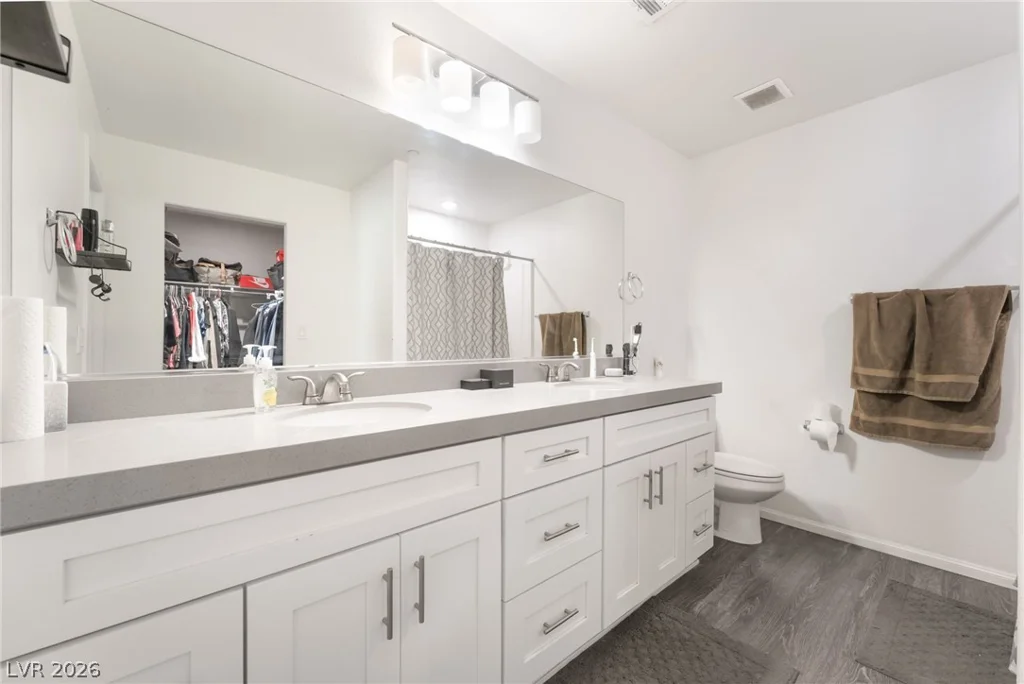 878 Lake Mead, Las Vegas, NV 89106