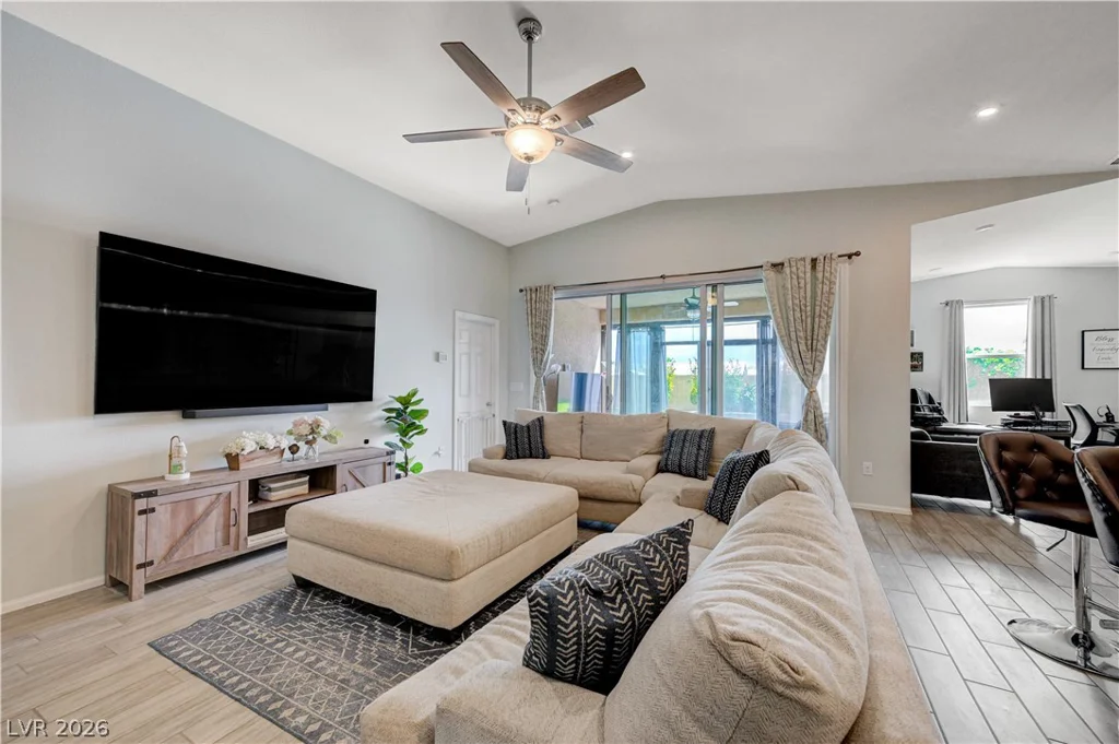 27 Red Sandstone, North Las Vegas, NV 89031