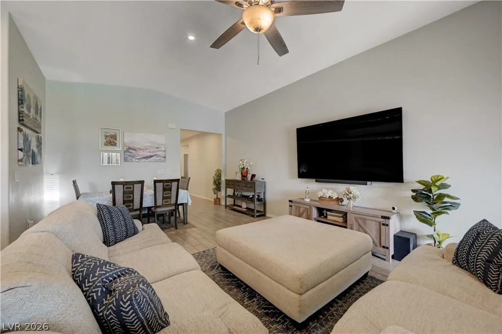 27 Red Sandstone, North Las Vegas, NV 89031