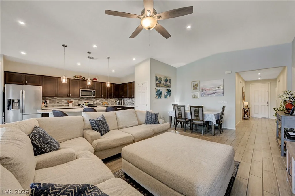 27 Red Sandstone, North Las Vegas, NV 89031