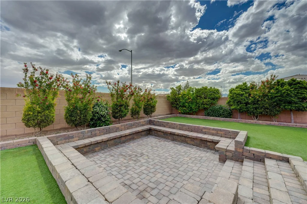 27 Red Sandstone, North Las Vegas, NV 89031