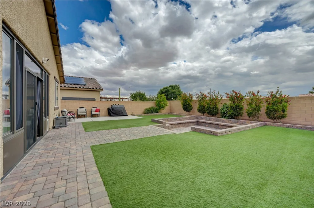 27 Red Sandstone, North Las Vegas, NV 89031