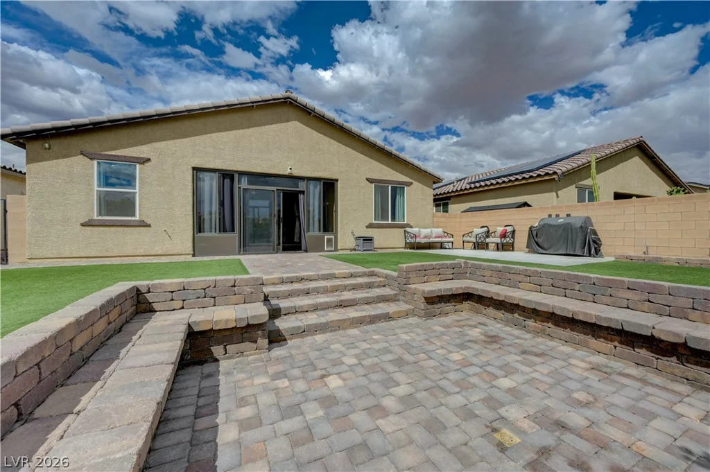 27 Red Sandstone, North Las Vegas, NV 89031