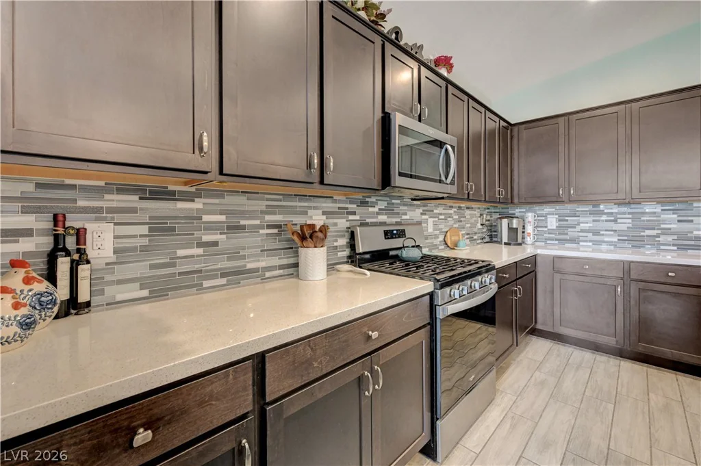 27 Red Sandstone, North Las Vegas, NV 89031