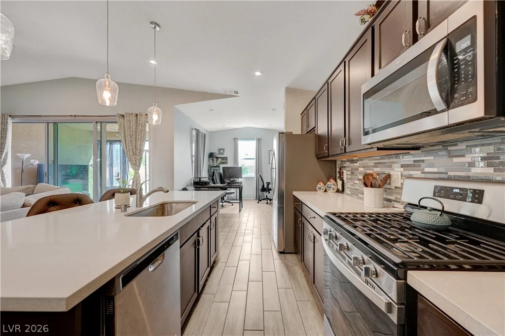 27 Red Sandstone, North Las Vegas, NV 89031
