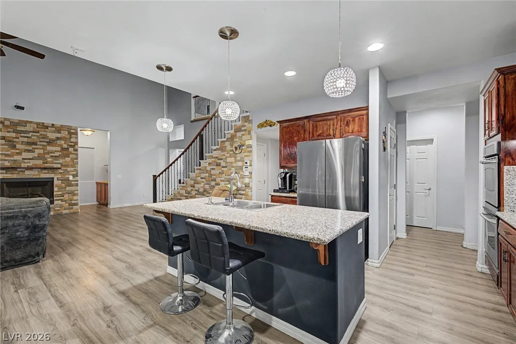 947 Armandito, Las Vegas, NV 89138