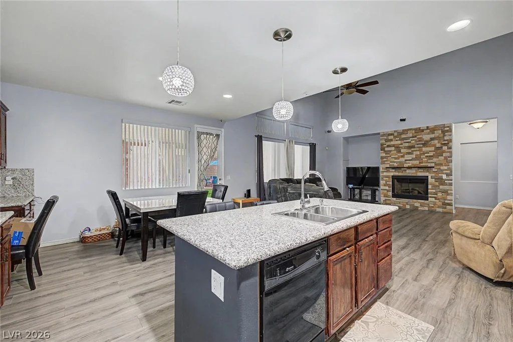 947 Armandito, Las Vegas, NV 89138