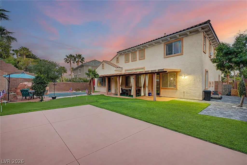 947 Armandito, Las Vegas, NV 89138