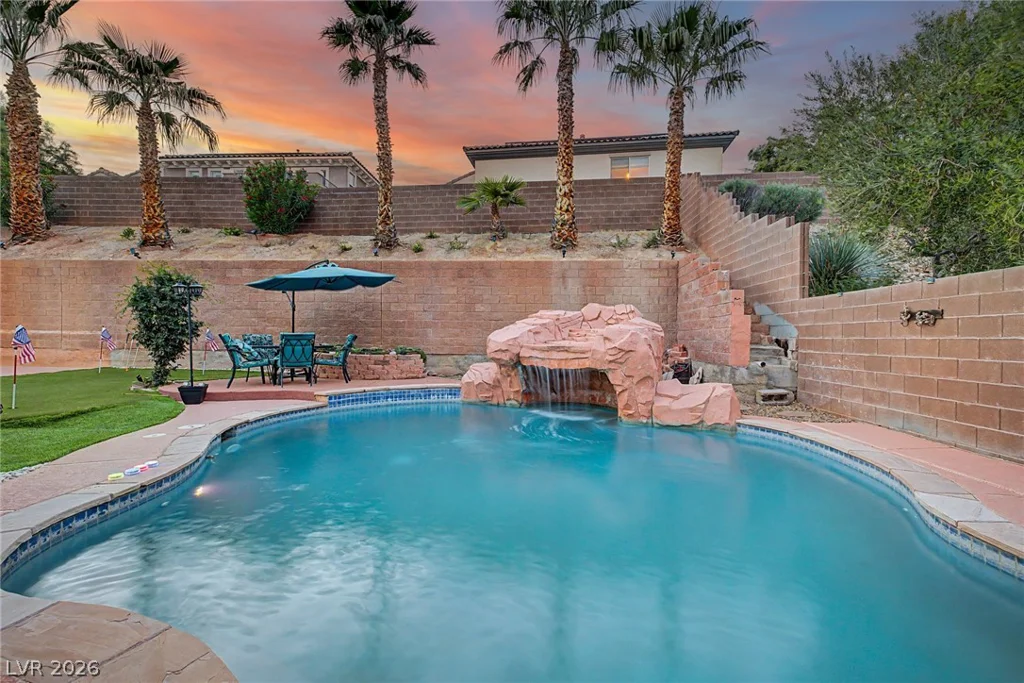 947 Armandito, Las Vegas, NV 89138