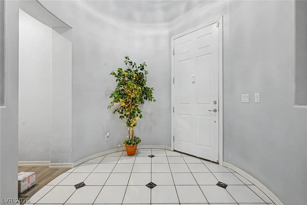 947 Armandito, Las Vegas, NV 89138