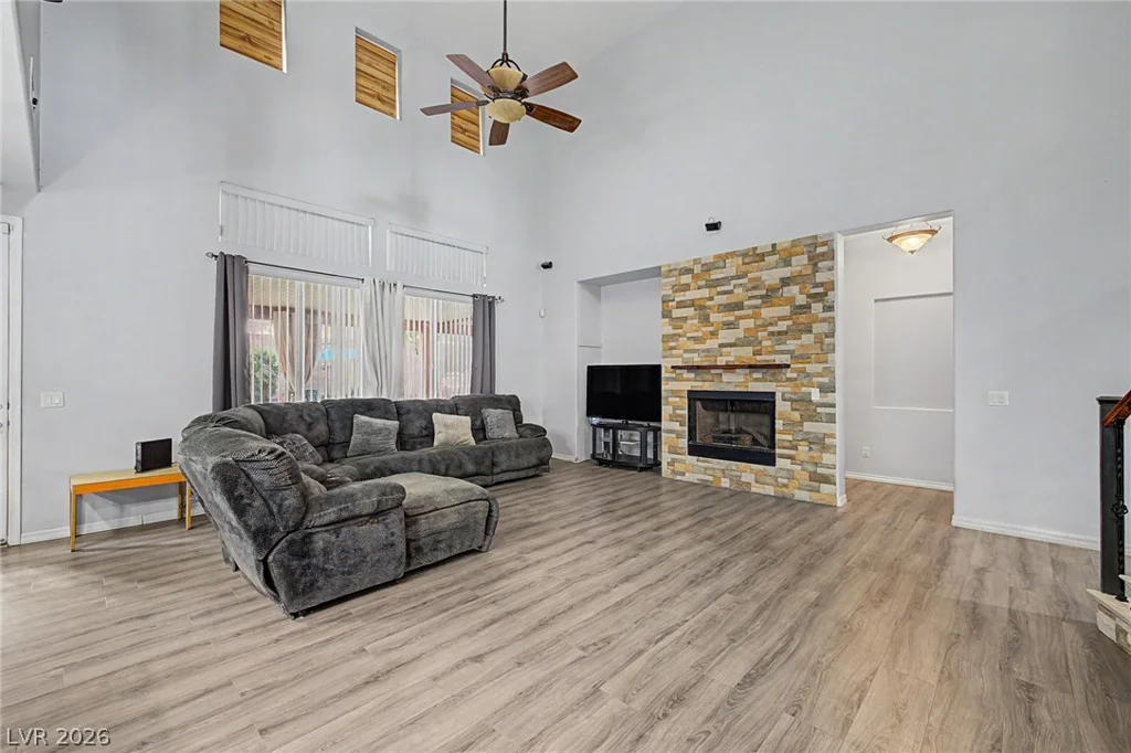 947 Armandito, Las Vegas, NV 89138