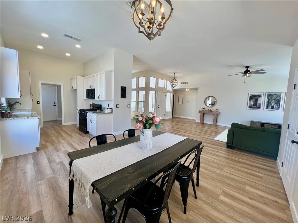 2052 Angel Falls, Henderson, NV 89074