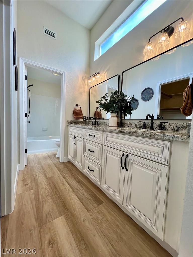 2052 Angel Falls, Henderson, NV 89074
