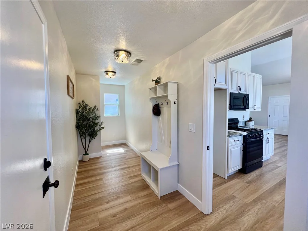2052 Angel Falls, Henderson, NV 89074