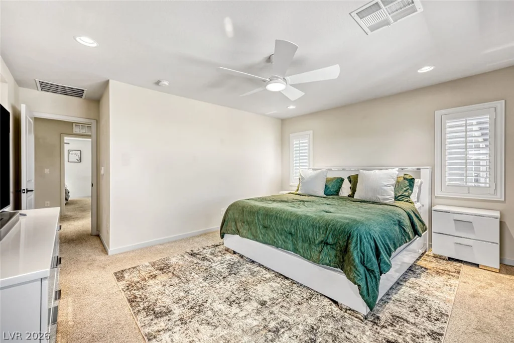 9702 Sapphire Rim, Las Vegas, NV 89148