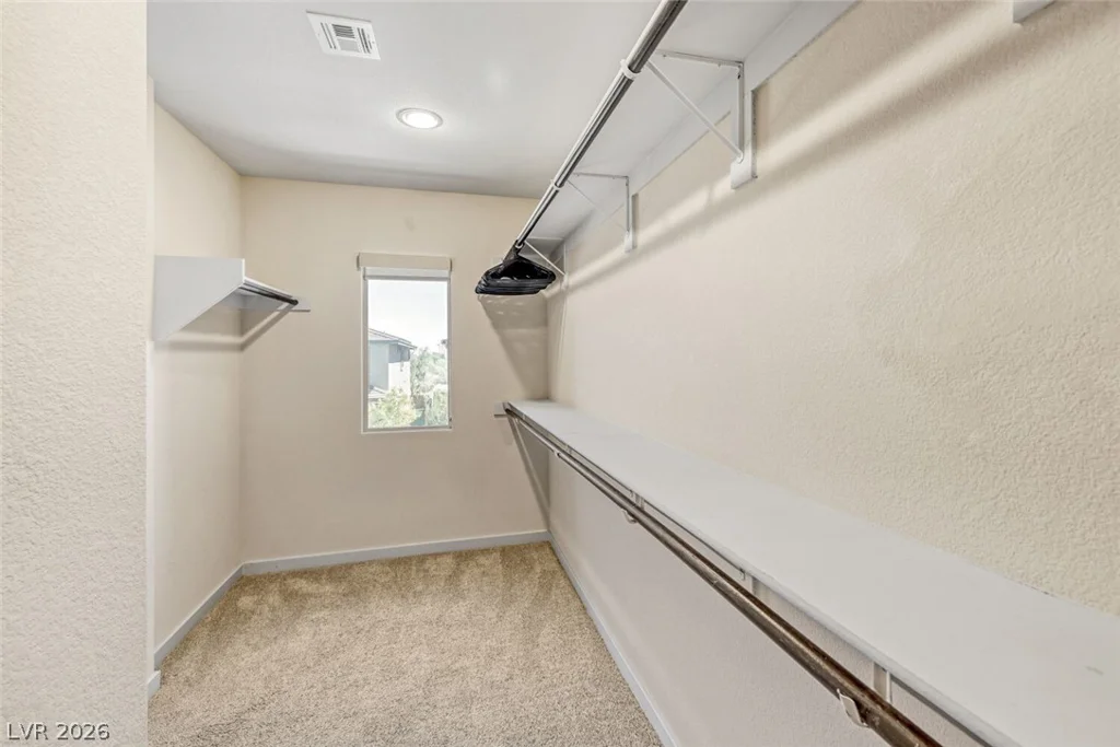 9702 Sapphire Rim, Las Vegas, NV 89148