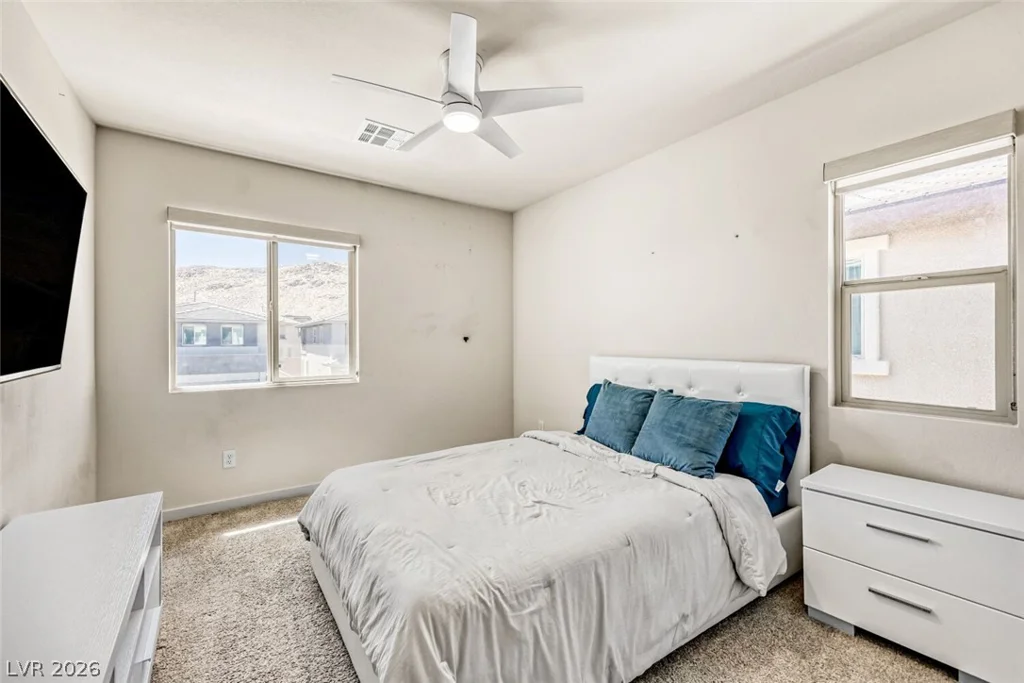 9702 Sapphire Rim, Las Vegas, NV 89148