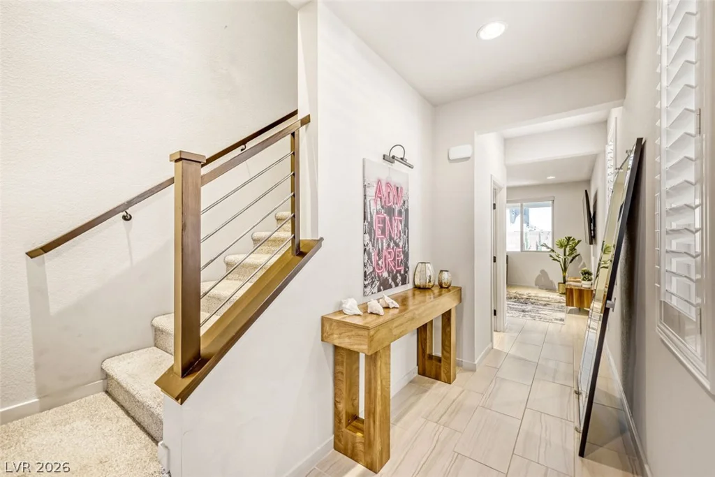 9702 Sapphire Rim, Las Vegas, NV 89148