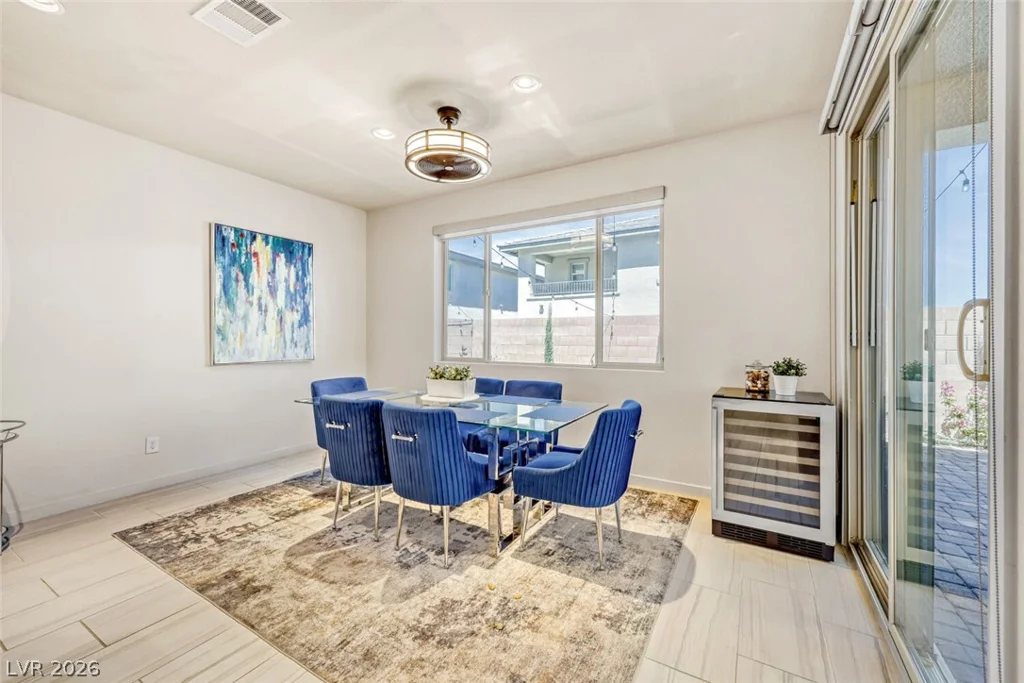 9702 Sapphire Rim, Las Vegas, NV 89148