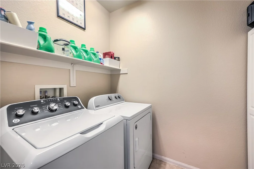 6426 Emerson Gardens, Las Vegas, NV 89166