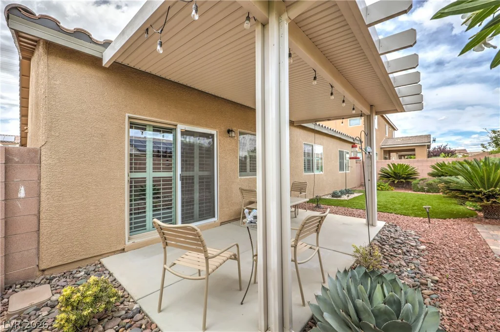 6426 Emerson Gardens, Las Vegas, NV 89166