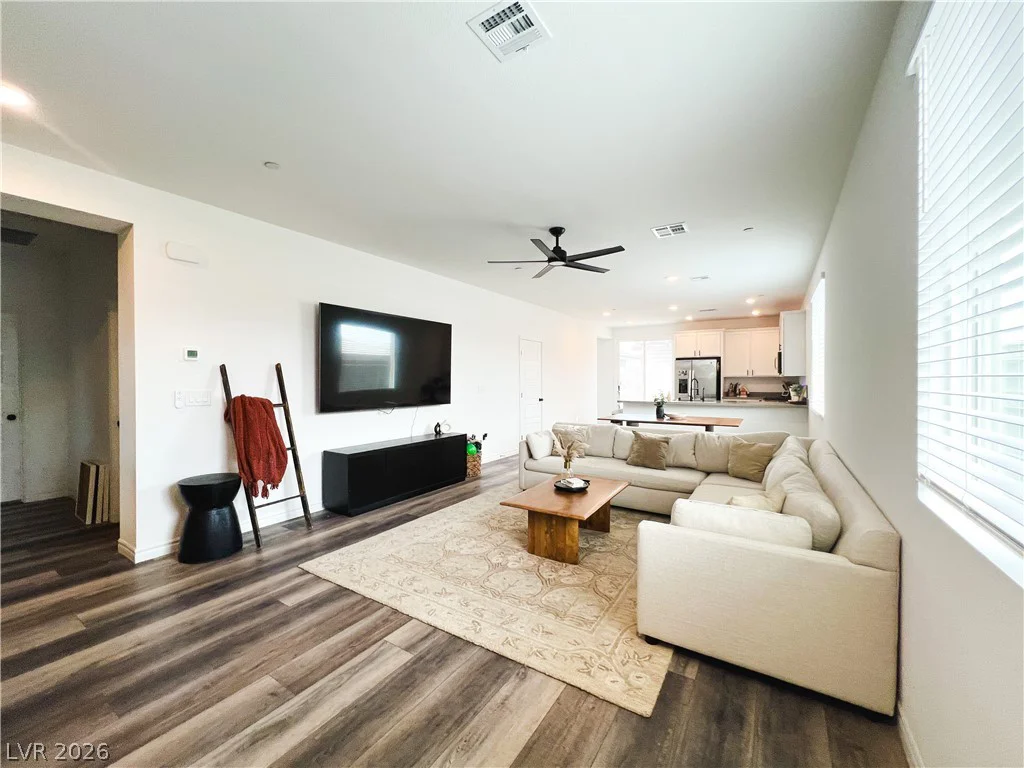 9482 Noble Fir Ridge, Las Vegas, NV 89143