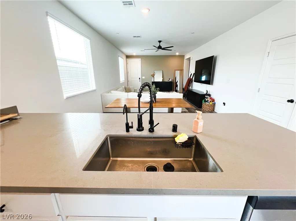 9482 Noble Fir Ridge, Las Vegas, NV 89143