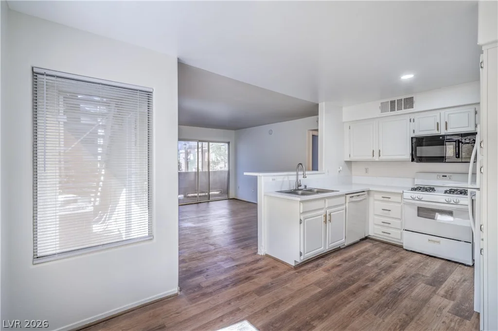 5710 Tropicana, Las Vegas, NV 89122